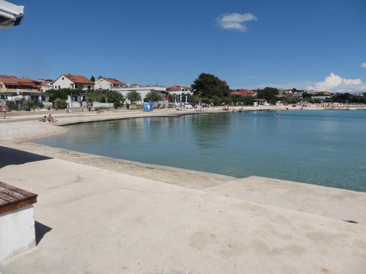 Sweet Sea Apartments Pakostane Exterior photo